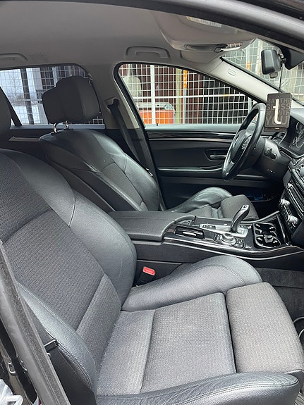 BMW 520d 10 of 11