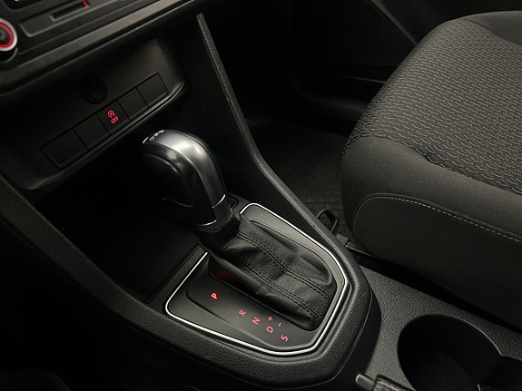 Volkswagen Caddy 22 of 29