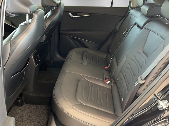 Kia Niro 8 of 14