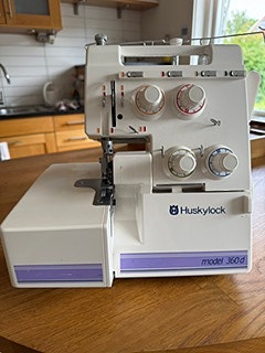 Product image 1 of 4