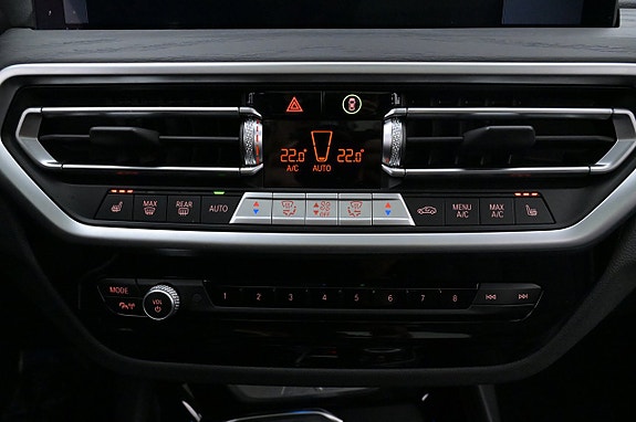 BMW iX3 20 of 27