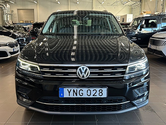Volkswagen Tiguan 10 of 30