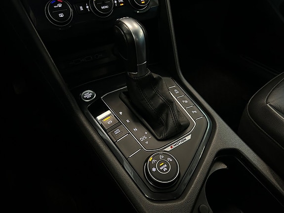 Volkswagen Tiguan 25 of 30