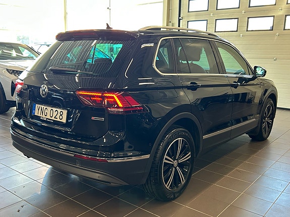 Volkswagen Tiguan 7 of 30