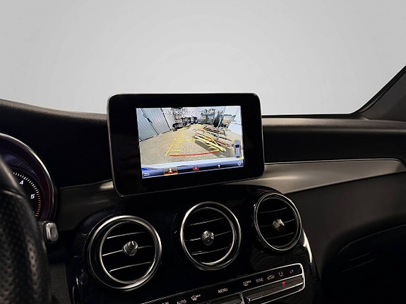 Mercedes-Benz GLC220 d 15 of 21