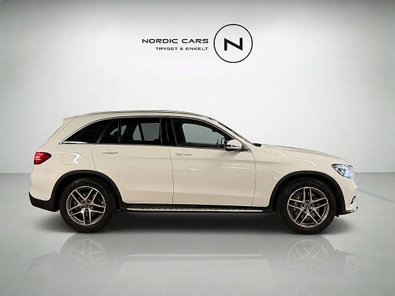 Mercedes-Benz GLC220 d 2 of 21