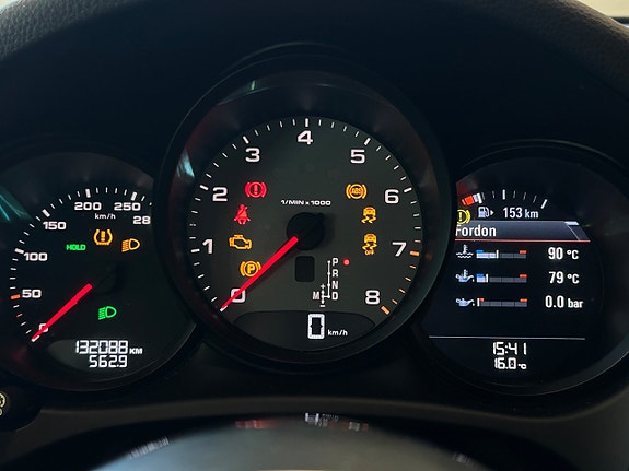 Porsche Macan S 22 of 30