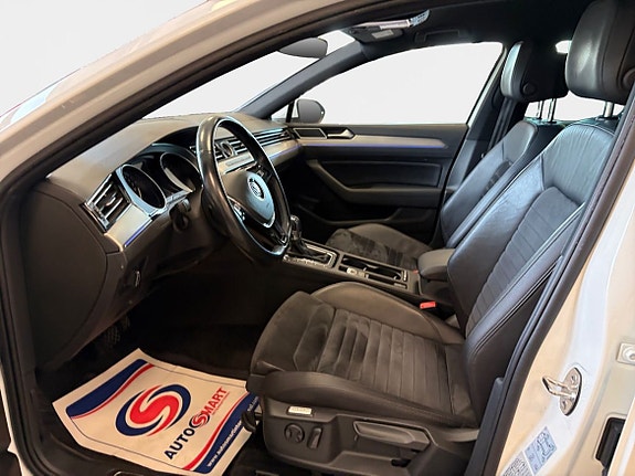 Volkswagen Passat 9 of 15