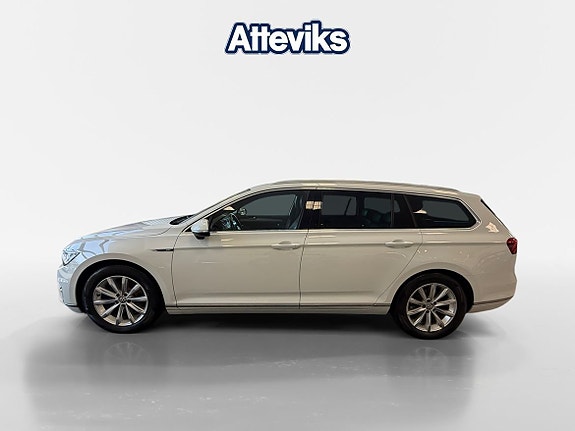 Volkswagen Passat 6 of 15