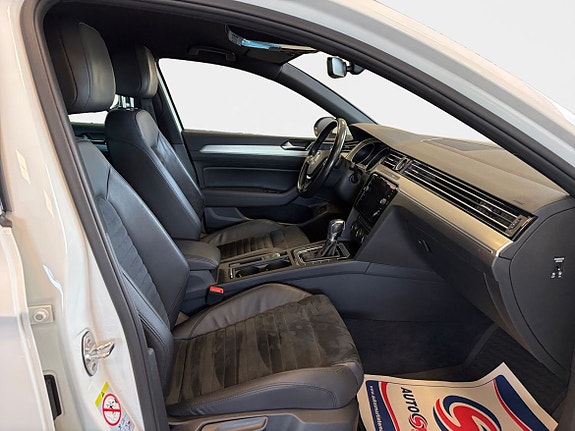 Volkswagen Passat 15 of 15