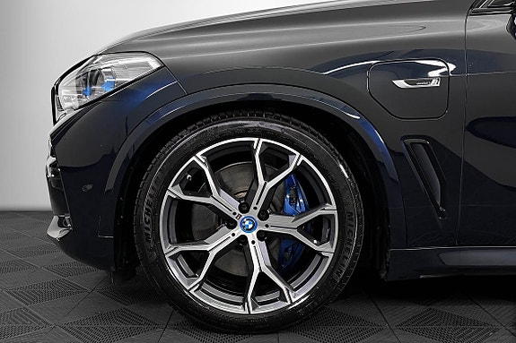 BMW X5 5 of 27