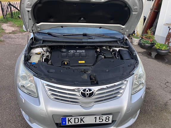 Toyota Avensis 8 of 9