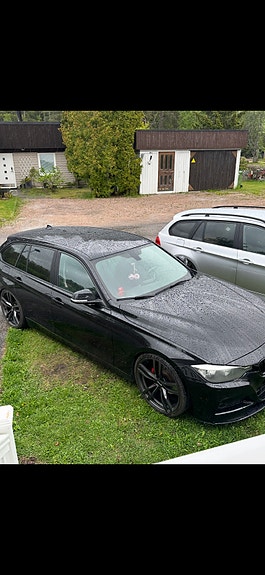 BMW 320d 3 of 6