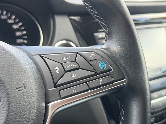 Nissan Qashqai 10 of 17