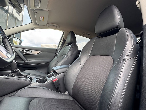 Nissan Qashqai 4 of 17