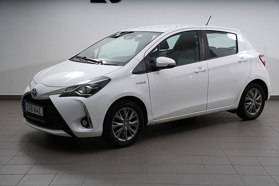 Toyota Yaris 8 of 22