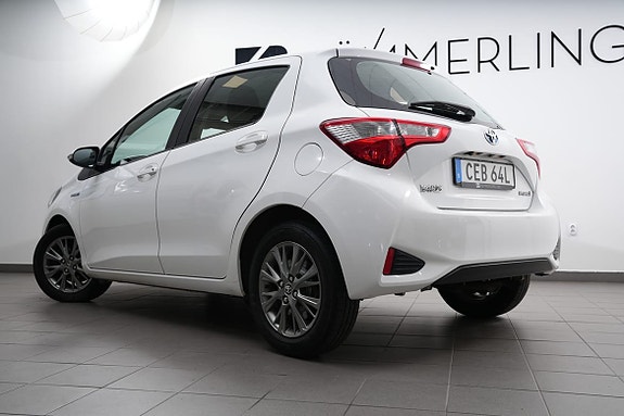Toyota Yaris 9 of 22