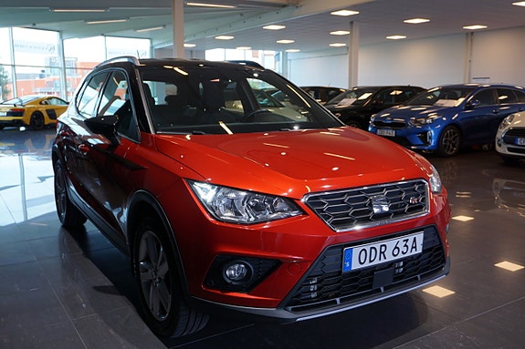 Seat Arona 5 of 16