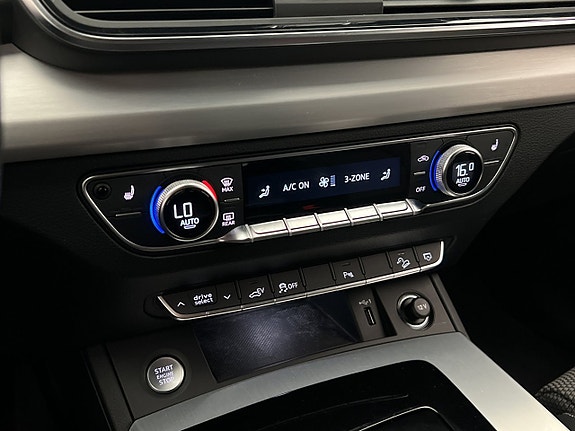 Audi Q5 26 of 30