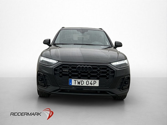 Audi Q5 2 of 30