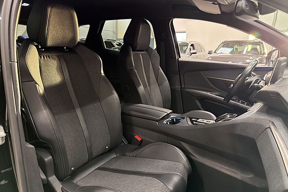Peugeot 3008 16 of 19