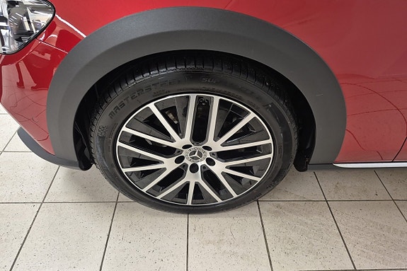 Mercedes-Benz E220 d 10 of 10