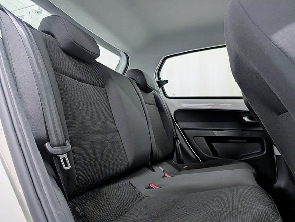 Volkswagen UP! 11 of 11