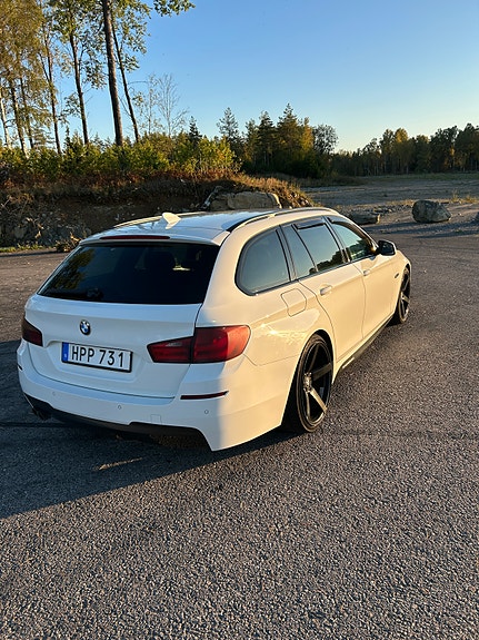 BMW 520d 5 of 14