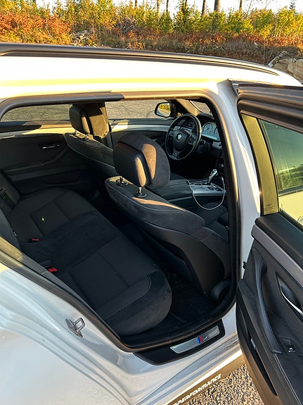 BMW 520d 14 of 14