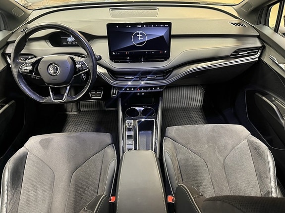 Skoda Enyaq 8 of 19