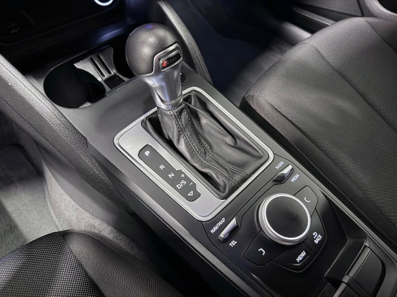 Audi Q2 19 of 26