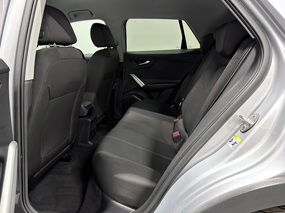 Audi Q2 24 of 26