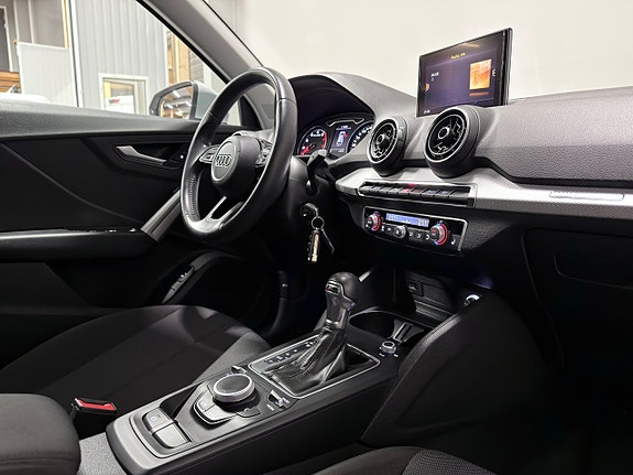 Audi Q2 21 of 26
