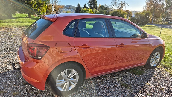 Volkswagen Polo 2 of 10
