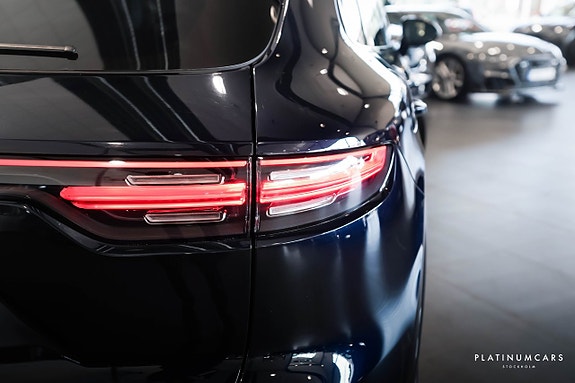 Porsche Cayenne Turbo 19 of 20