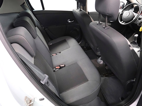 Renault Clio 14 of 14