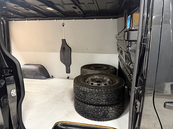 Renault Trafic 14 of 16