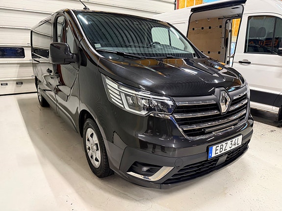 Renault Trafic 5 of 16