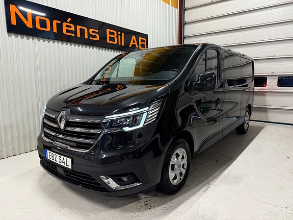 Renault Trafic 2 of 16