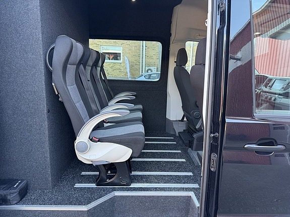 Volkswagen Crafter 9 of 21