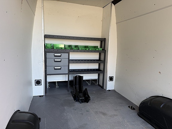 Volkswagen Crafter 21 of 21
