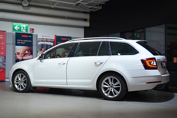 Skoda Octavia 2 of 24