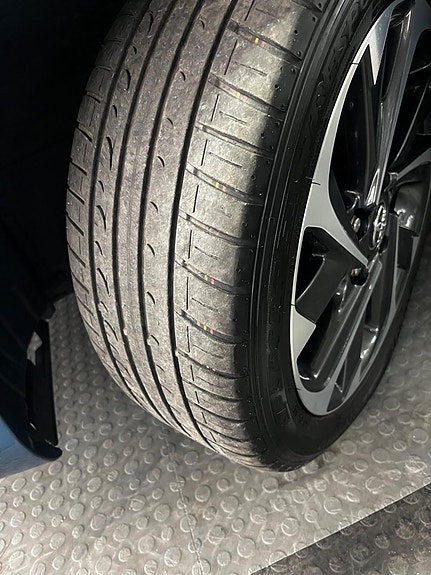 Toyota Auris 15 of 17