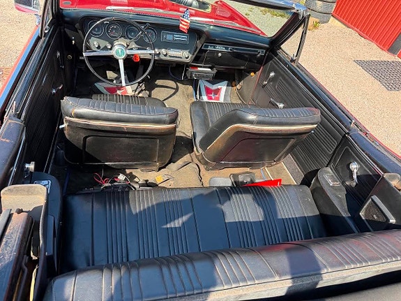 Pontiac LeMans 16 of 22