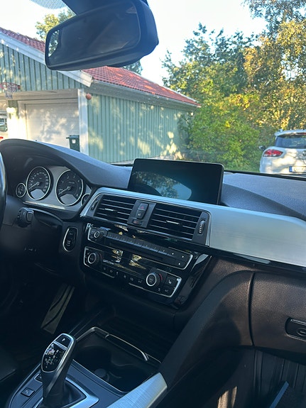 BMW 335d 8 of 9