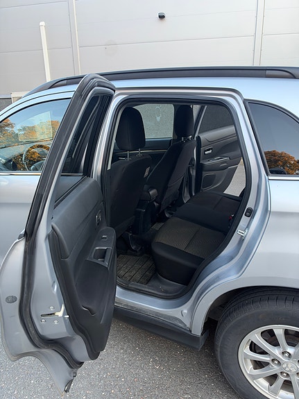 Mitsubishi ASX 5 of 8