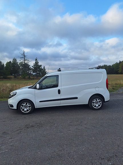 Fiat Doblo 3 of 6