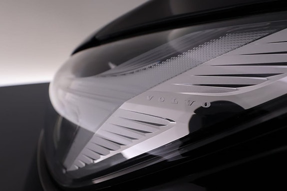 Volvo XC60 25 of 27