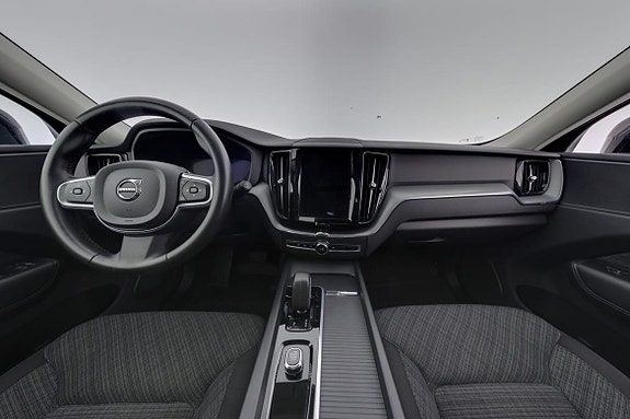 Volvo XC60 7 of 27