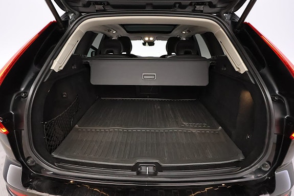 Volvo XC60 21 of 27
